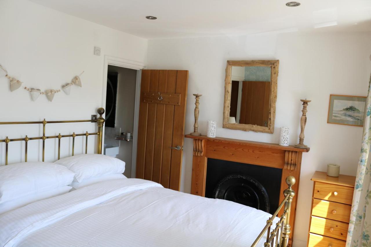 Large Cottage, 3 Beds All En-Suite, Small Village Location Overlooking Mousehole Πενζάνς Εξωτερικό φωτογραφία