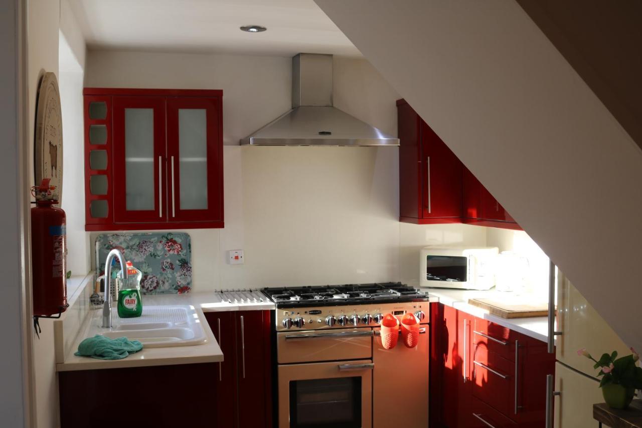 Large Cottage, 3 Beds All En-Suite, Small Village Location Overlooking Mousehole Πενζάνς Εξωτερικό φωτογραφία